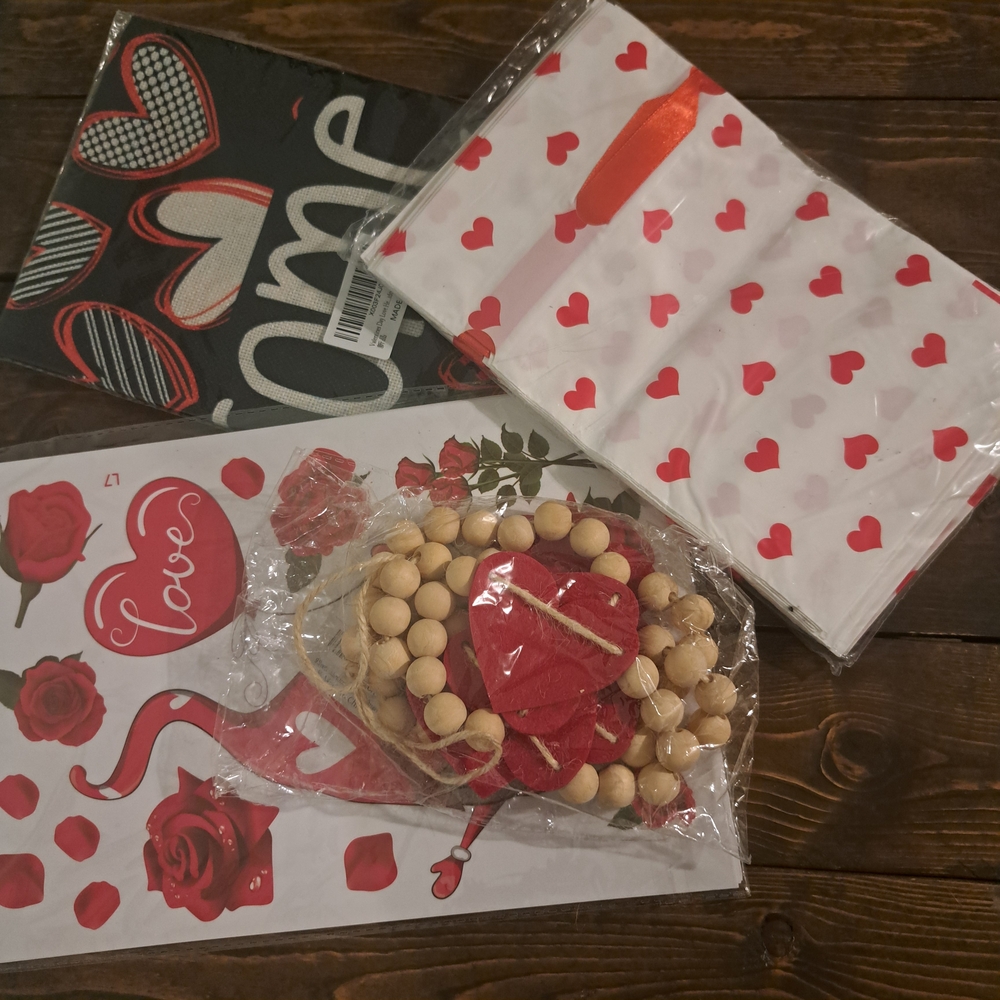 ☀️3 For $12 🌟 Valentine's Red Heart Party/ Decor